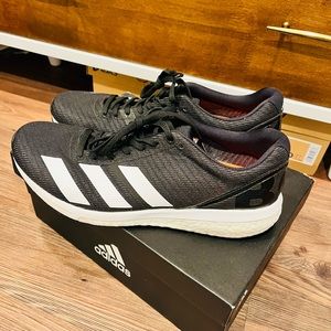 Adidas Boston 8